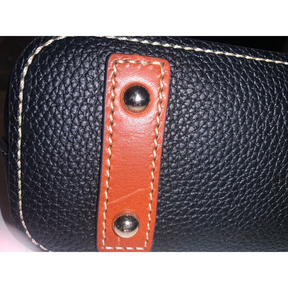 Dooney & Bourke Black Pebbled Leather Shoulder Bag Tan Trim Gold Logo Plaque - Picture 8 of 12